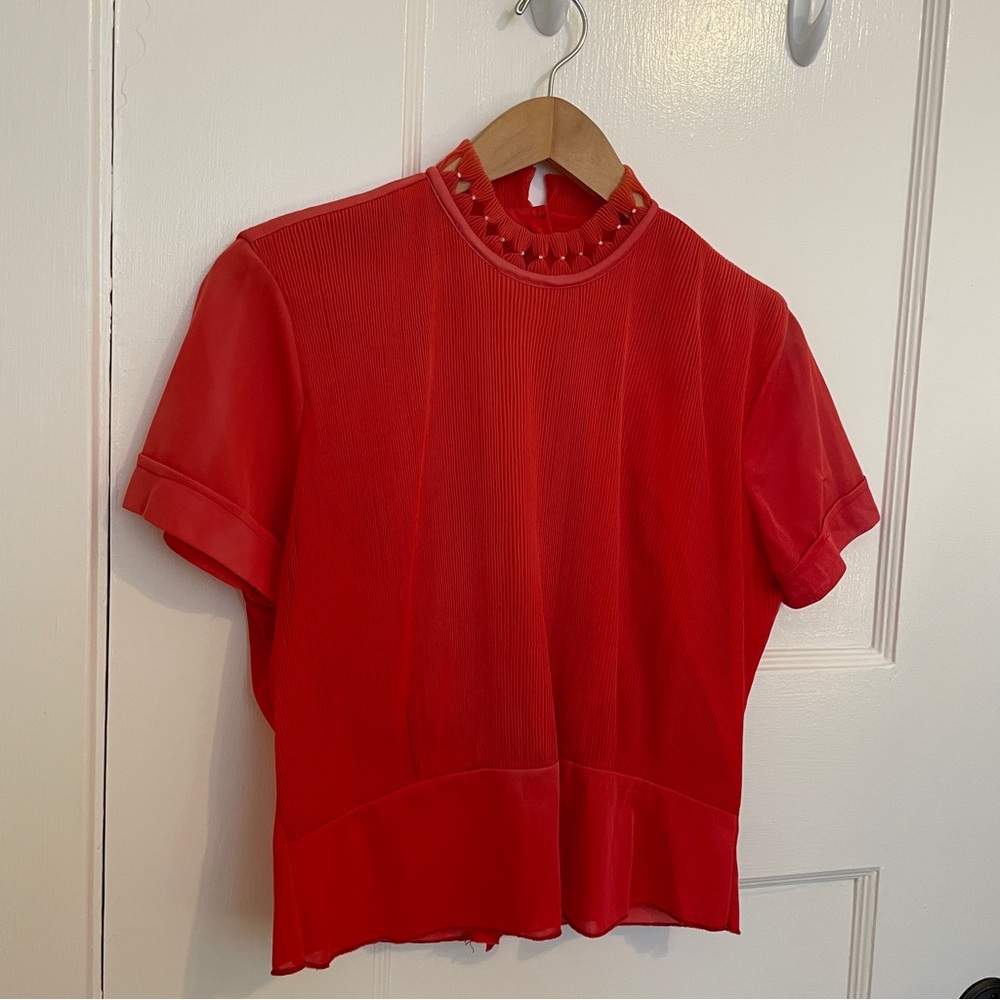 Vintage 1950s Red Pleated Blouse Pearl Collar Finland Short Sleeve Top S - Picture 3 of 12
